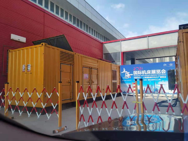 川汇发电车出租-发电机无电压或电压太低怎么办？